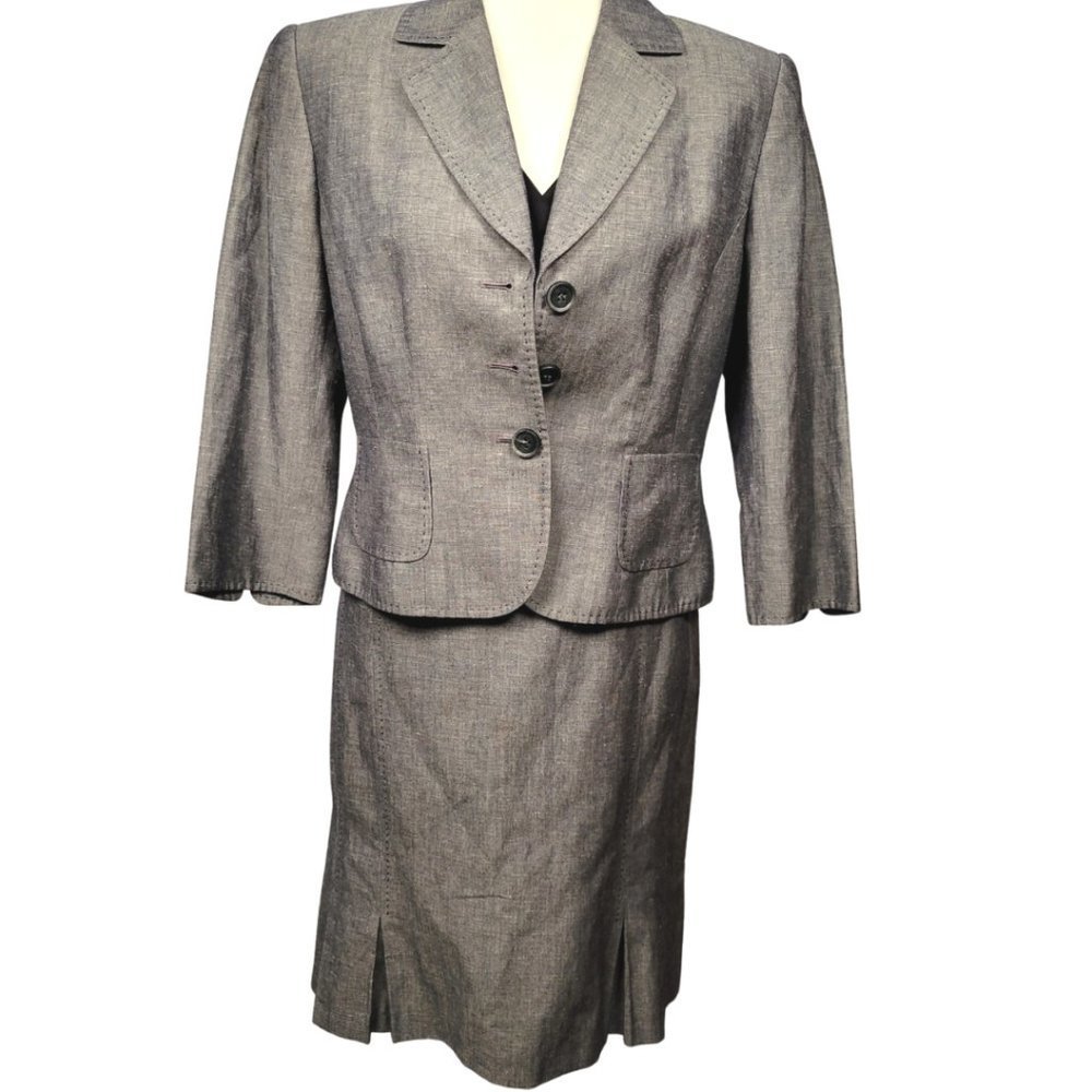 Tahari Arthur S. Levine - 2-Piece Skirt Suit Set -Jacket Size 10P Skirt …